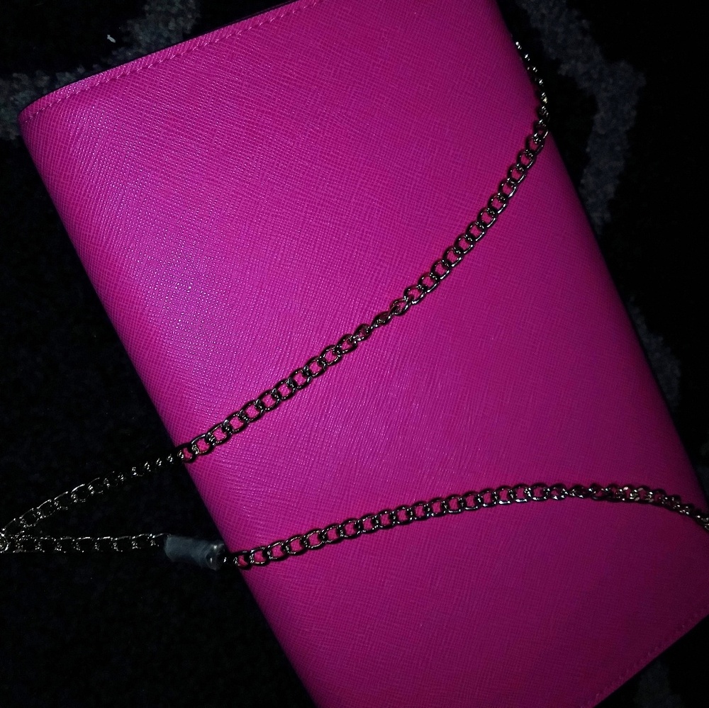 New Fuchsia Clutch Purse W/ Chain Pink Crossbody - Picture 2 of 3